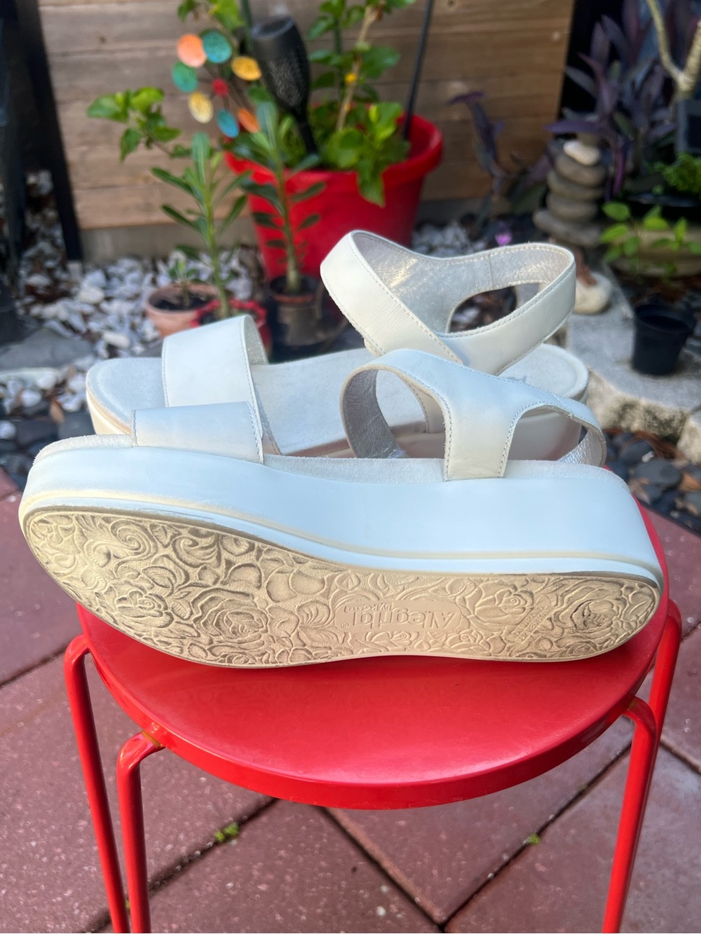 Alegria Tamsyn White Platform Leather Women’s Comfort Velcro Closures Sandals 9 - Picture 8 of 10